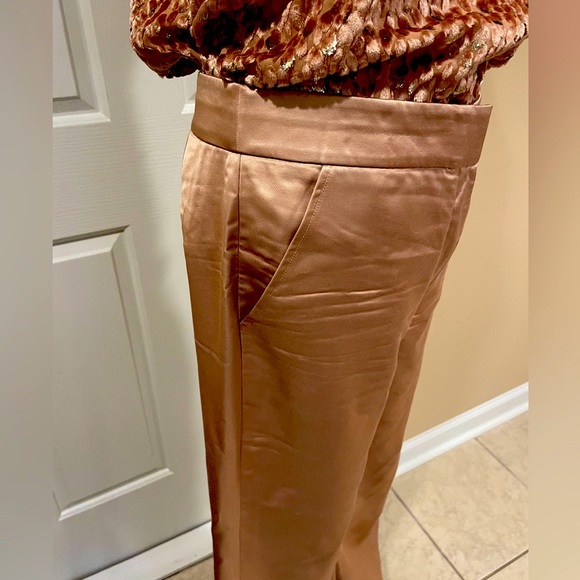 ALC FORD Satin Pants in Blush. Size 6 - Picture 5 of 8